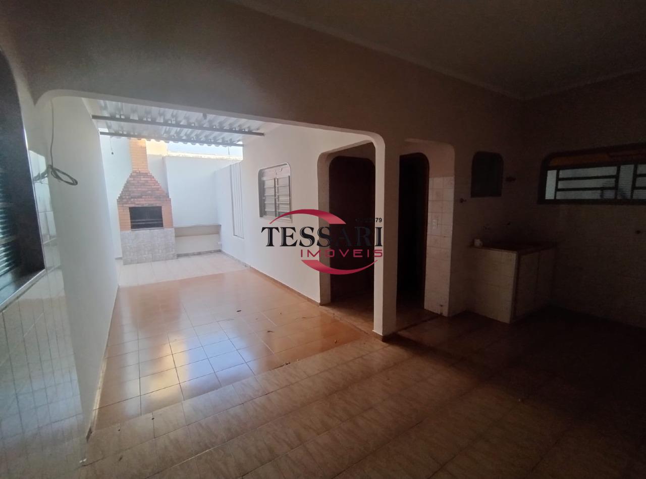 Casa com 3 quartos à venda, 250m² — foto 22 de 26