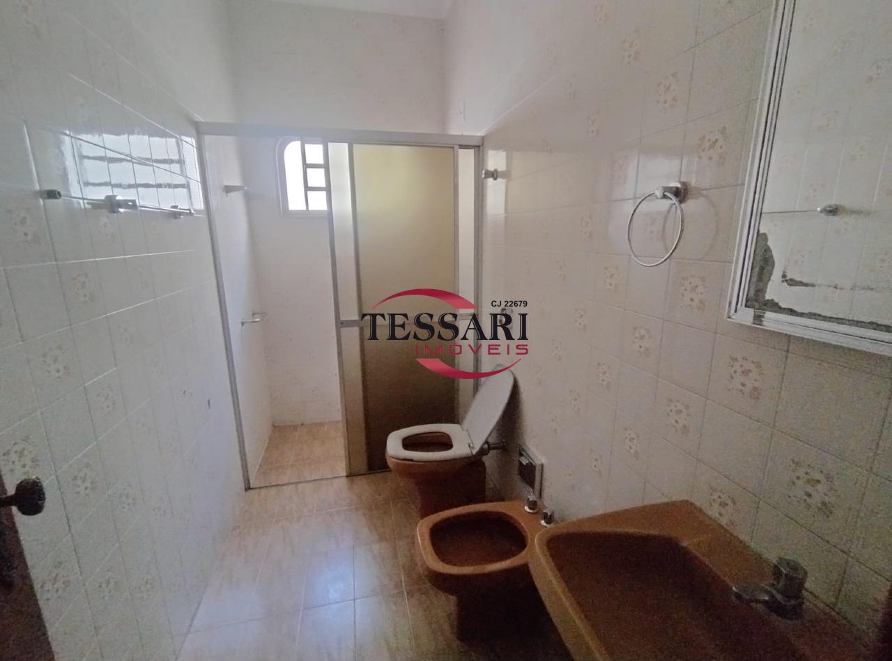 Casa com 3 quartos à venda, 250m² — foto 13 de 26