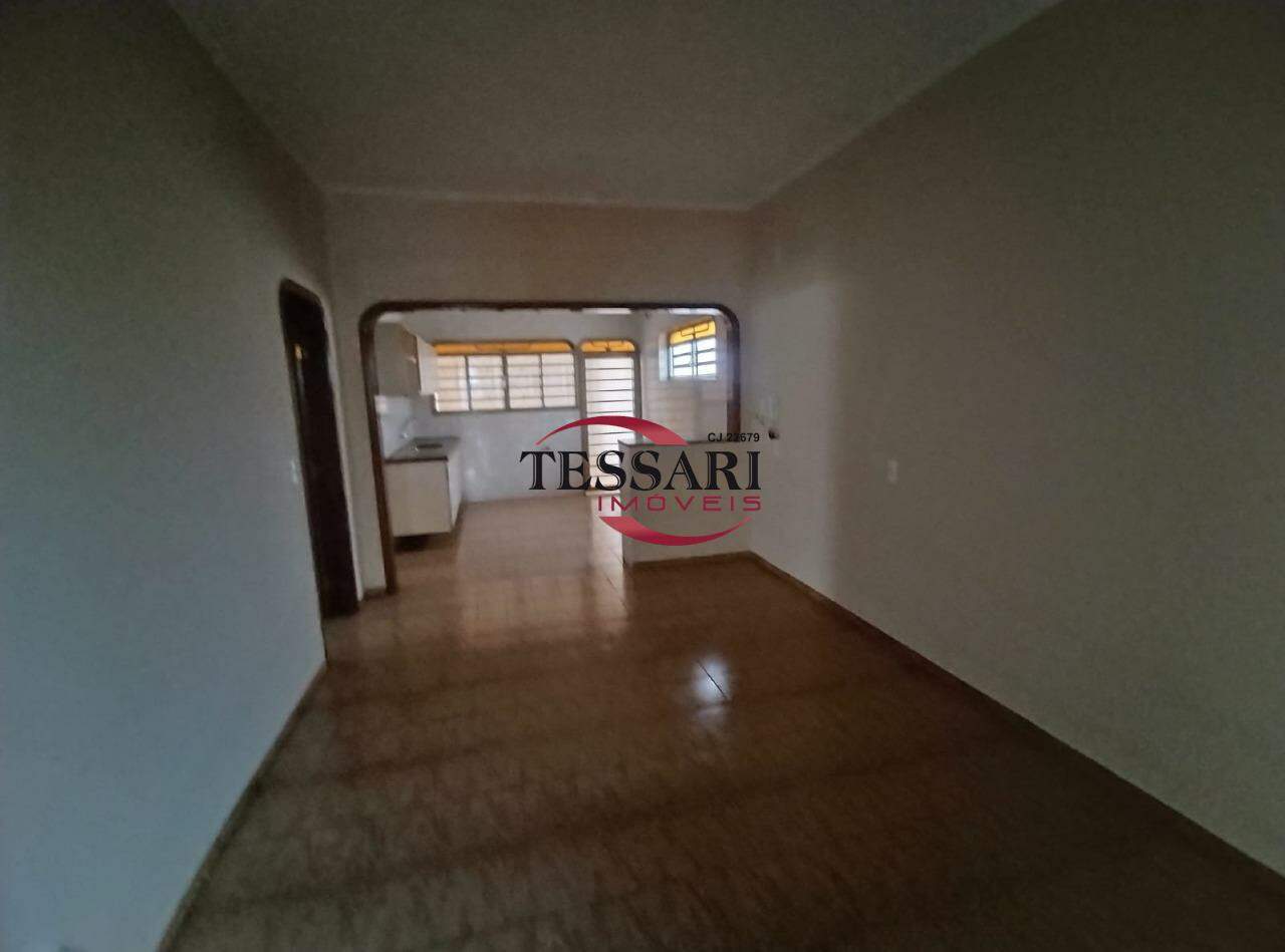 Casa com 3 quartos à venda, 250m² — foto 5 de 26