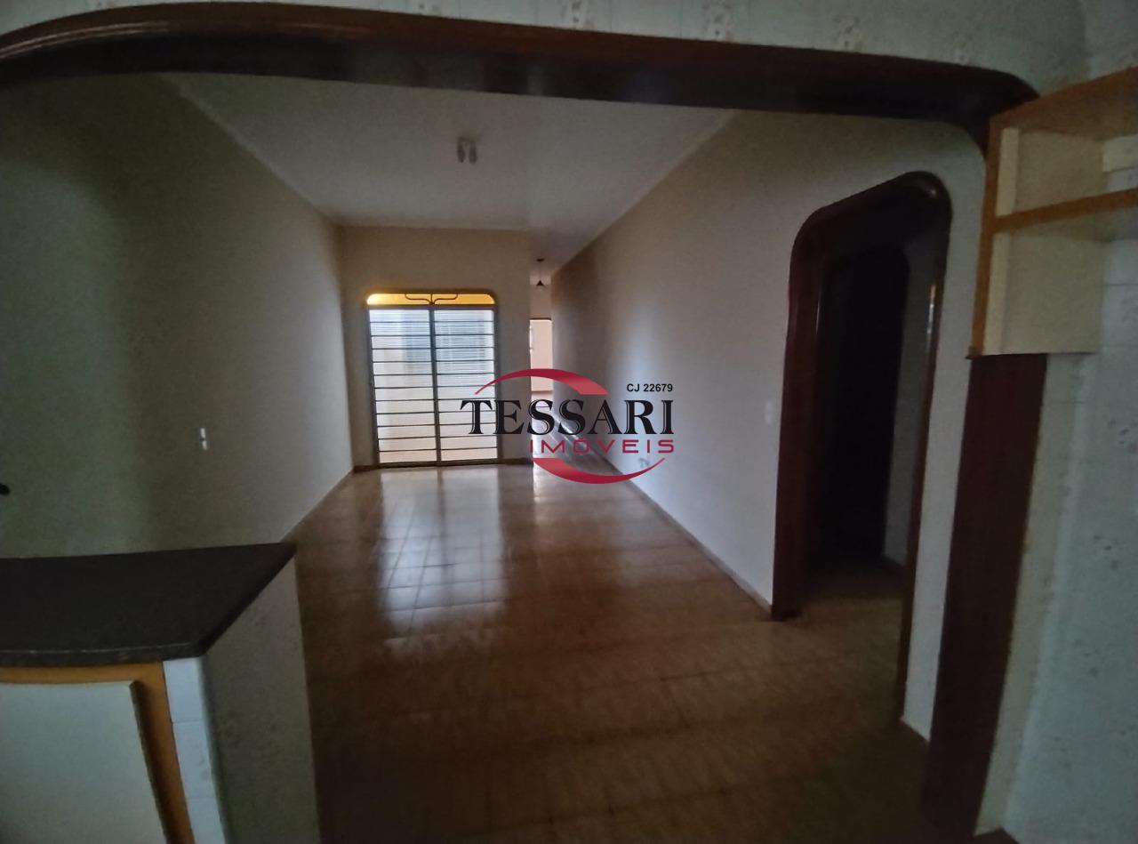 Casa com 3 quartos à venda, 250m² — foto 8 de 26