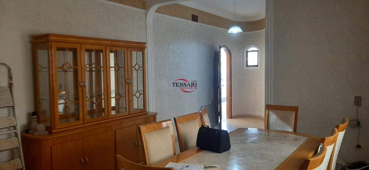 Casa com 3 quartos à venda, 285m² — foto 6 de 29
