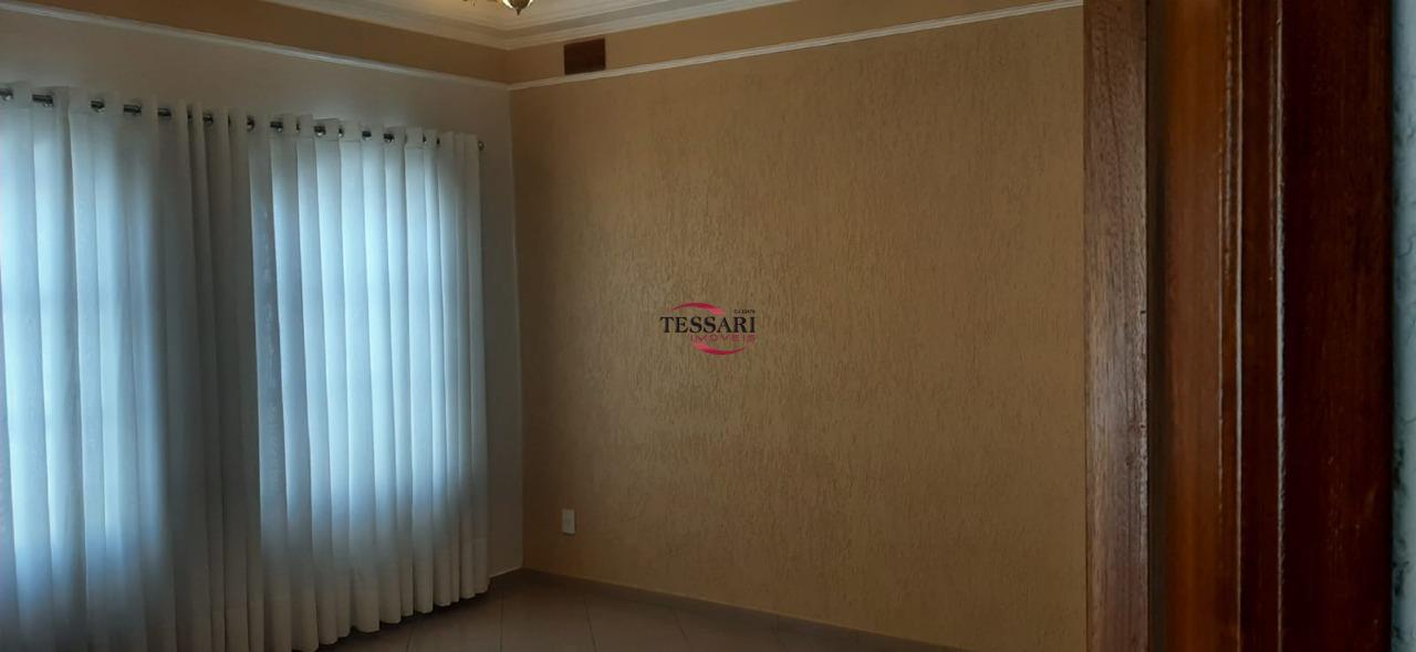 Casa com 3 quartos à venda, 285m² — foto 4 de 29
