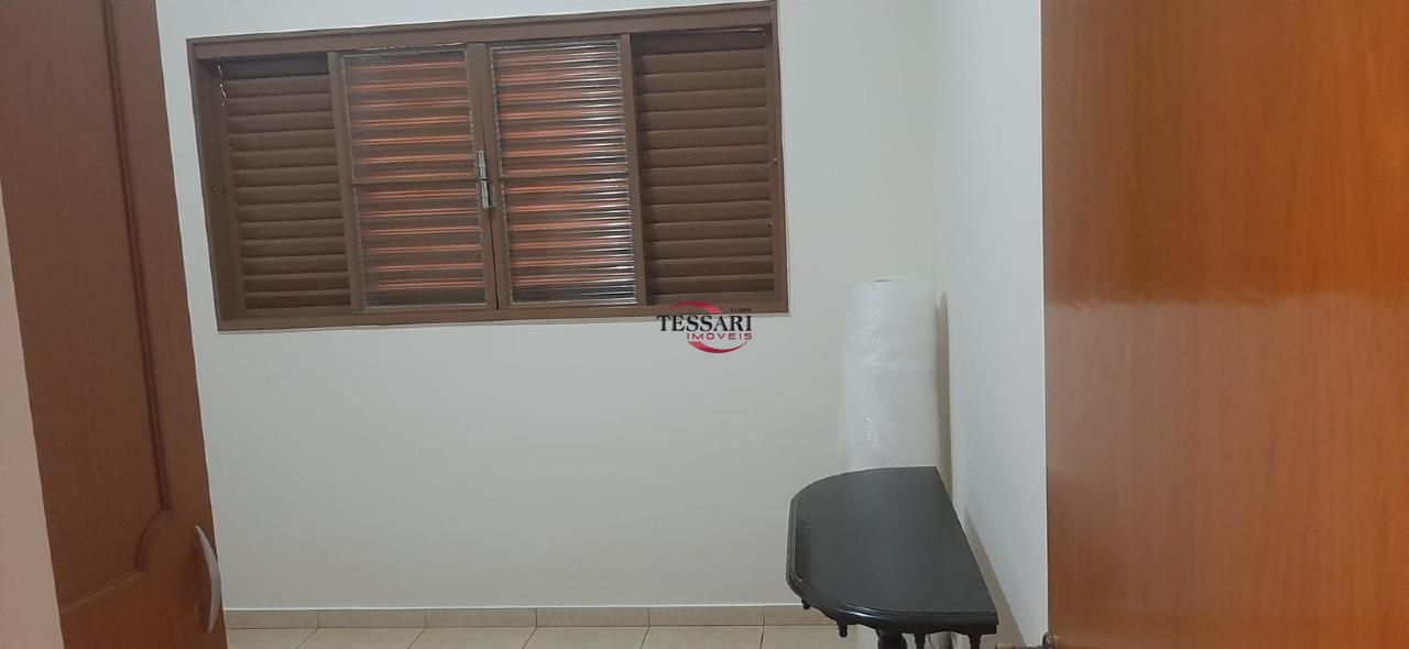Casa com 3 quartos à venda, 285m² — foto 26 de 29