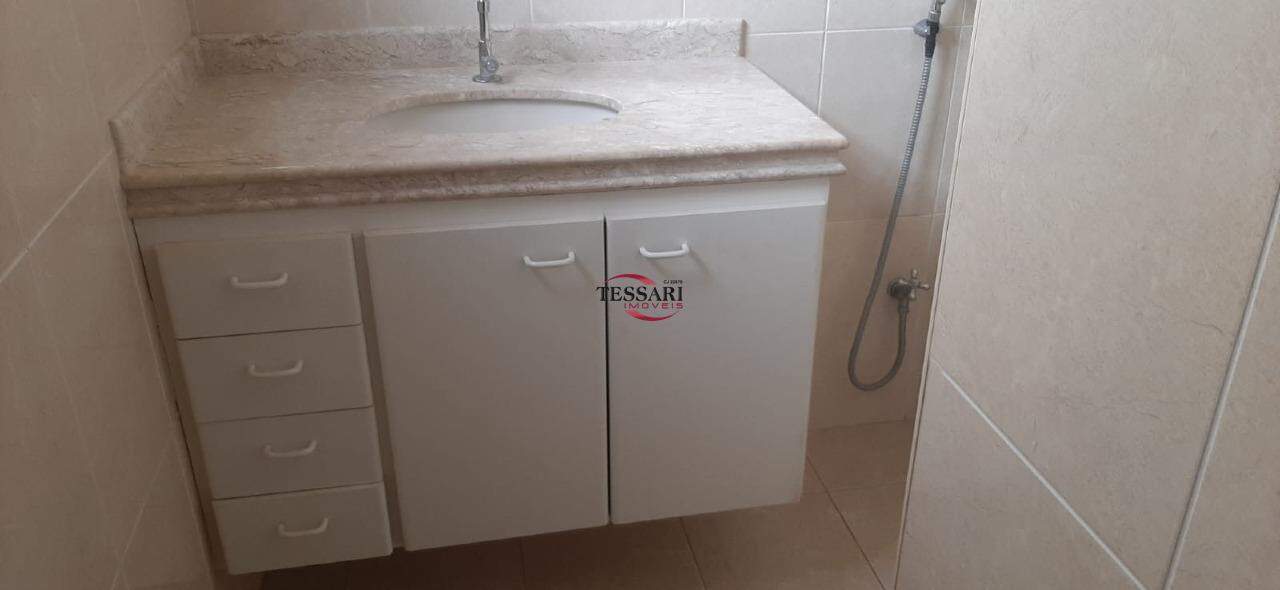 Casa com 3 quartos à venda, 285m² — foto 14 de 29