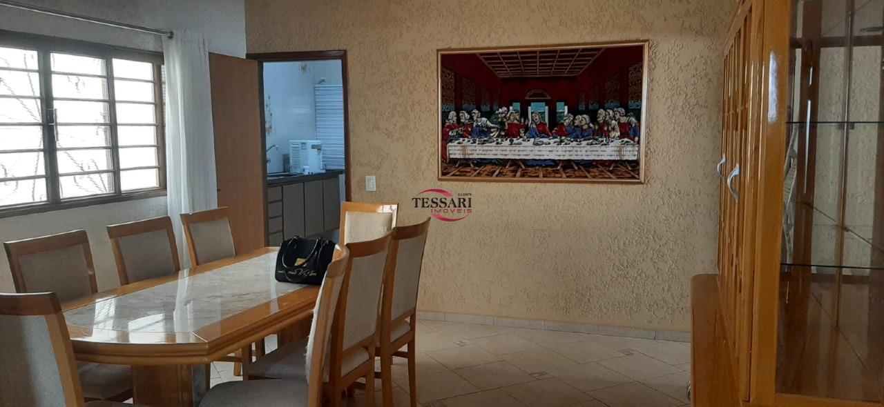 Casa com 3 quartos à venda, 285m² — foto 5 de 29