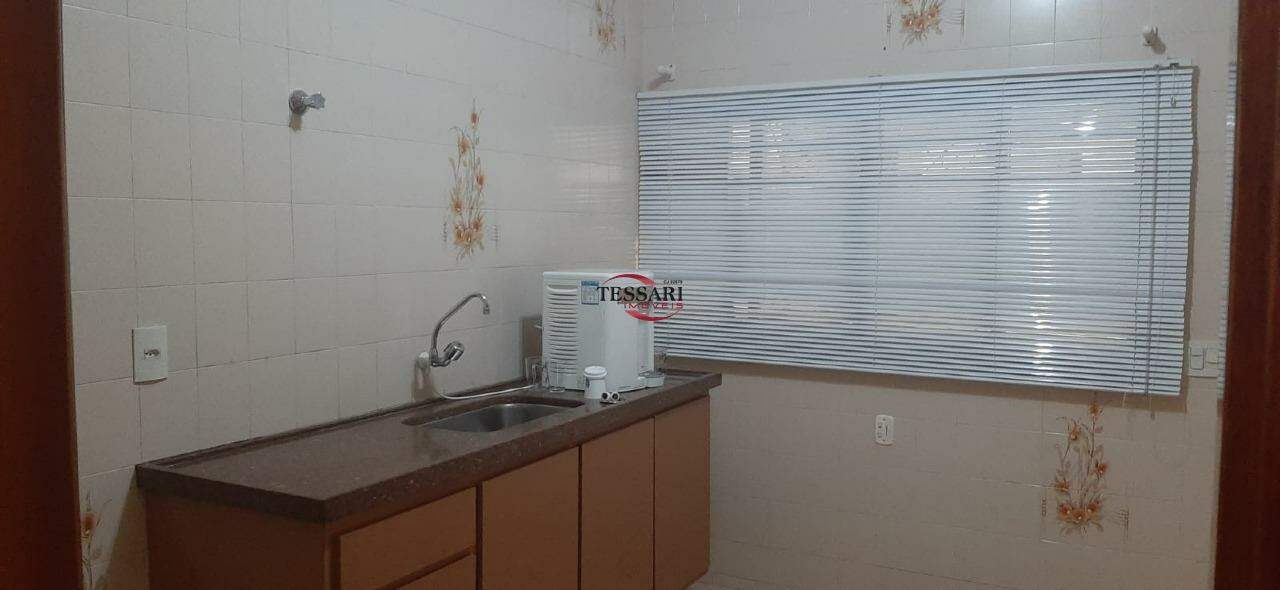 Casa com 3 quartos à venda, 285m² — foto 10 de 29