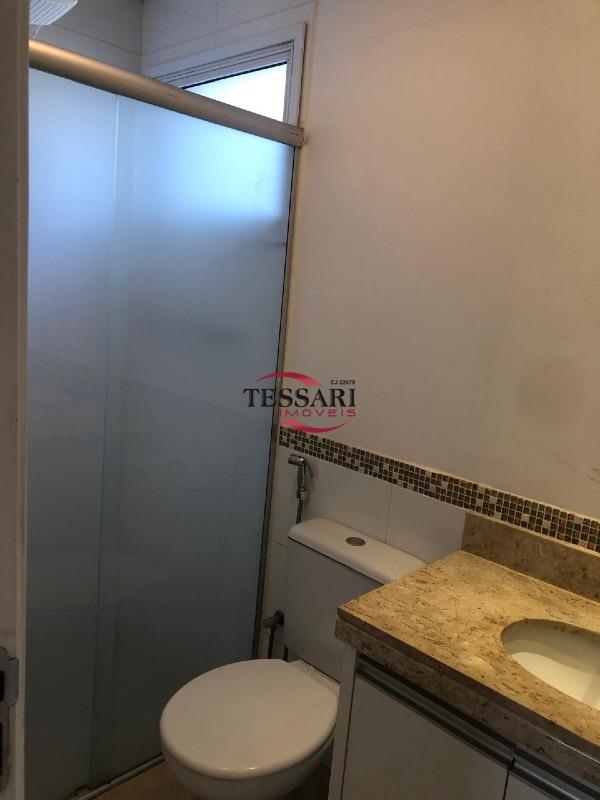 Apartamento com 2 quartos à venda, 70m² — foto 13 de 27