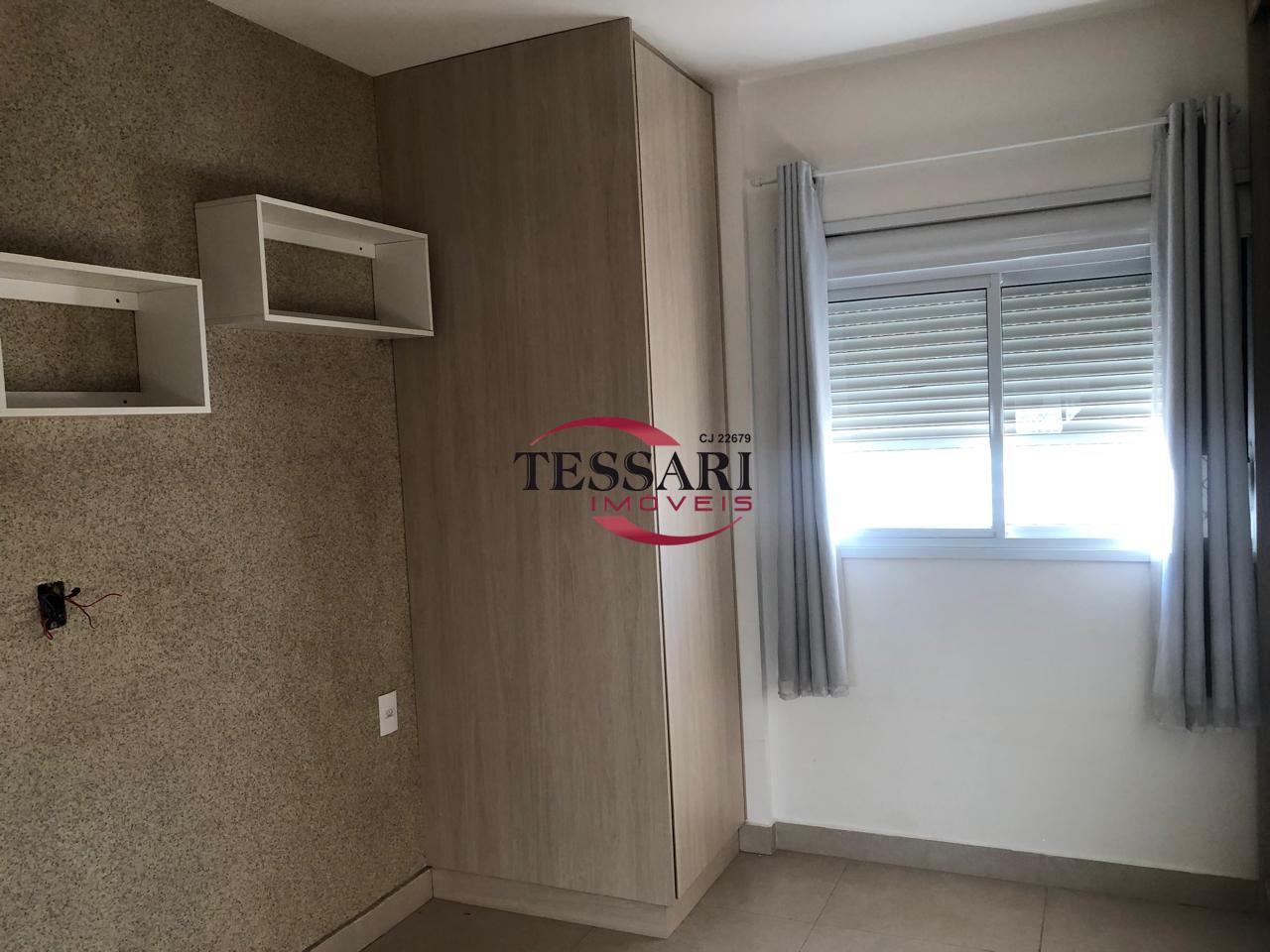 Apartamento com 2 quartos à venda, 70m² — foto 10 de 27
