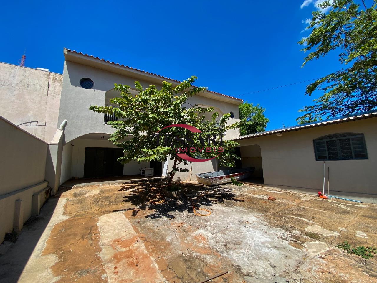 Casa com 4 quartos para aluguel, 230m² — foto 27 de 28