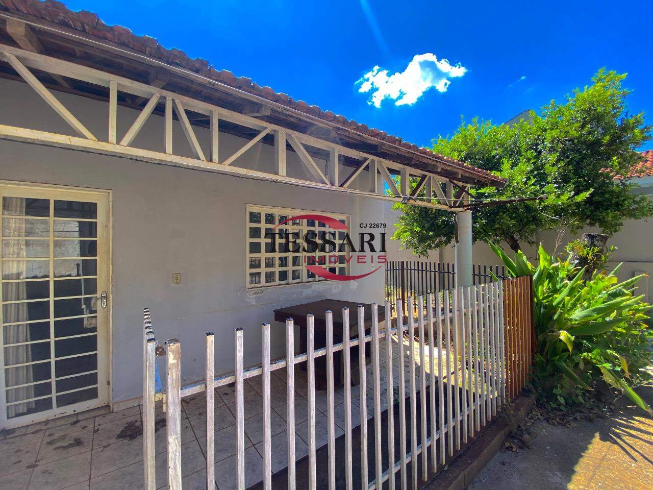 Casa com 4 quartos para aluguel, 230m² — foto 4 de 28