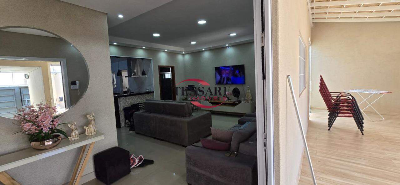 Casa com 3 quartos à venda, 140m² — foto 5 de 23