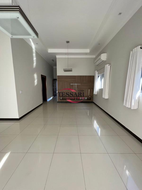 Casa de Condomínio com 3 quartos à venda, 238m² — foto 7 de 26