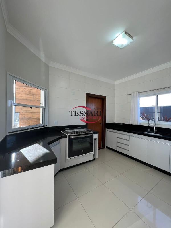 Casa de Condomínio com 3 quartos à venda, 238m² — foto 19 de 26