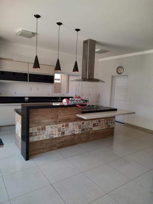 Casa de Condomínio com 4 quartos à venda, 200m² — foto 27 de 30