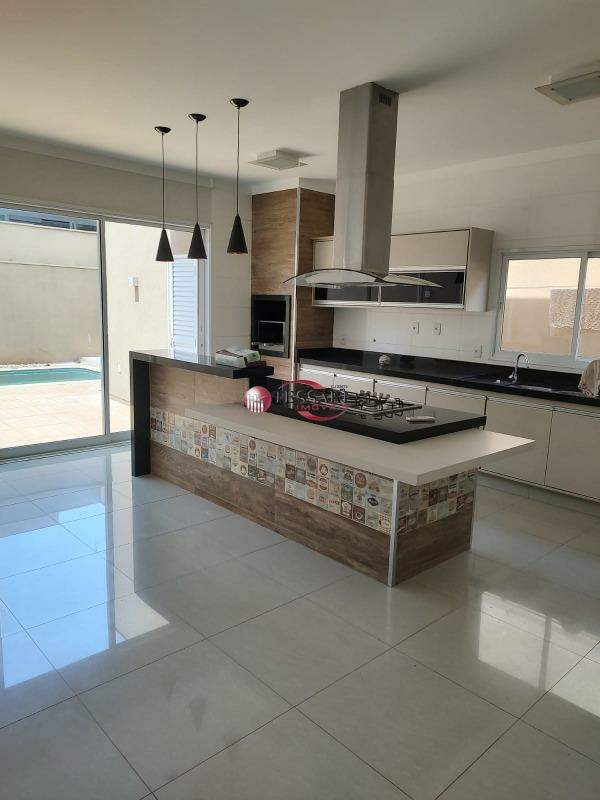 Casa de Condomínio com 4 quartos à venda, 200m² — foto 28 de 30