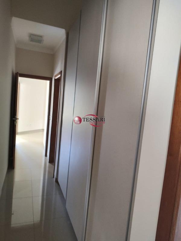Casa de Condomínio com 4 quartos à venda, 200m² — foto 17 de 30