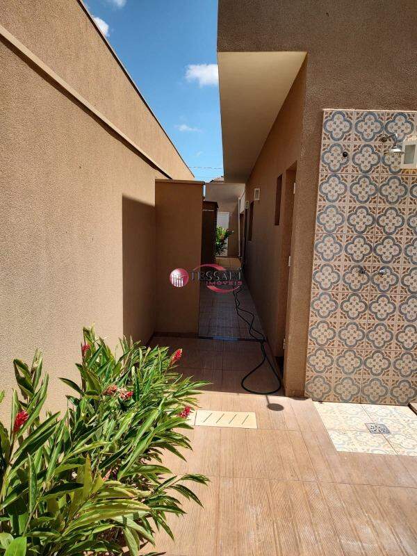 Casa de Condomínio com 4 quartos à venda, 200m² — foto 16 de 30