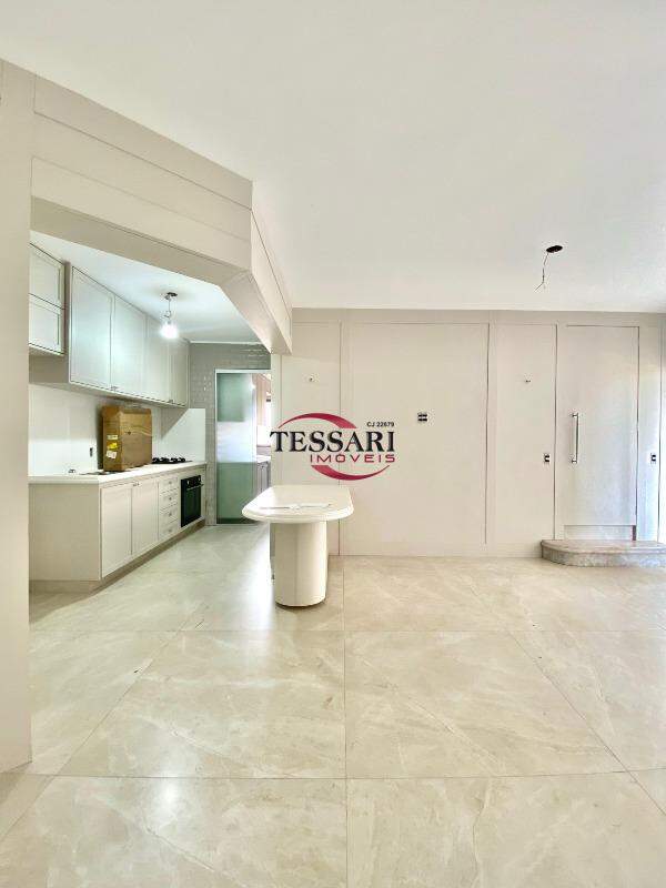 Apartamento com 2 quartos à venda, 80m² — foto 4 de 23