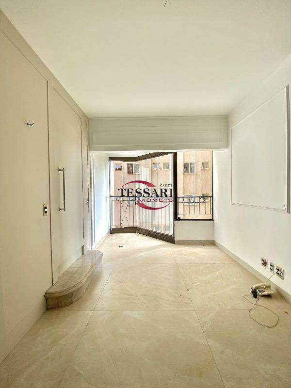 Apartamento com 2 quartos à venda, 80m² — foto 6 de 23