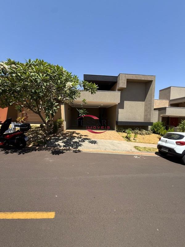 Casa de Condomínio com 3 quartos à venda, 180m² — foto 2 de 30