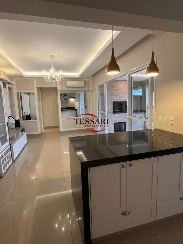 Apartamento com 2 quartos à venda, 87m² — foto 1 de 19