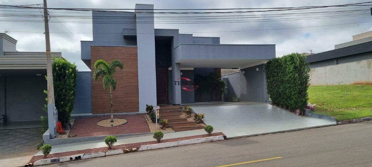Casa de Condomínio com 3 quartos à venda, 250m² — foto 1 de 30