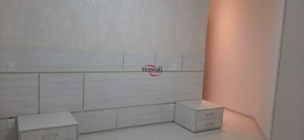 Casa de Condomínio com 3 quartos à venda, 250m² — foto 22 de 30