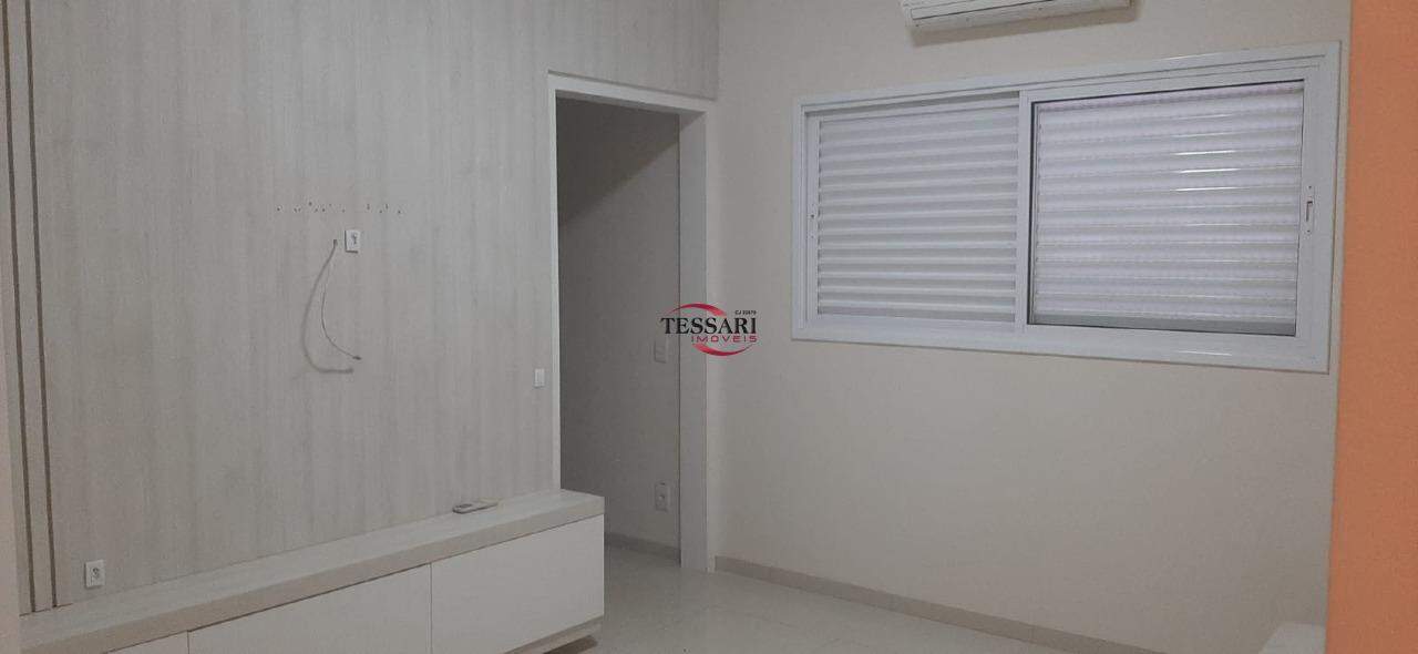 Casa de Condomínio com 3 quartos à venda, 250m² — foto 23 de 30