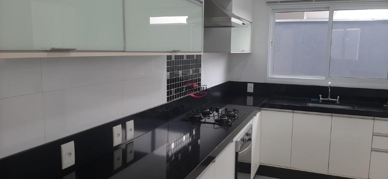 Casa de Condomínio com 3 quartos à venda, 250m² — foto 11 de 30