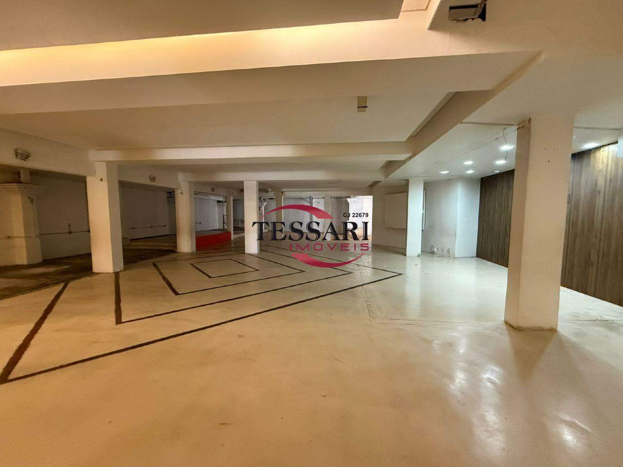Loja / Salão / Ponto Comercial para aluguel, 650m² — foto 5 de 28