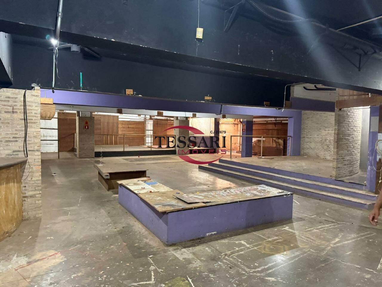Loja / Salão / Ponto Comercial para aluguel, 650m² — foto 15 de 28
