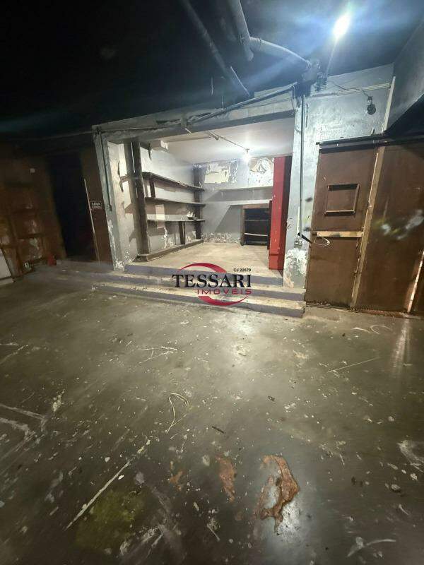 Loja / Salão / Ponto Comercial para aluguel, 650m² — foto 13 de 28