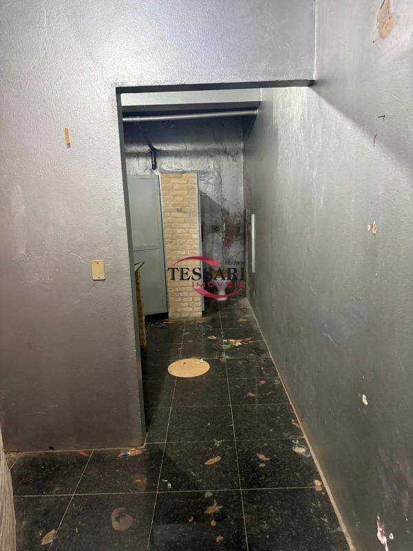 Loja / Salão / Ponto Comercial para aluguel, 650m² — foto 19 de 28