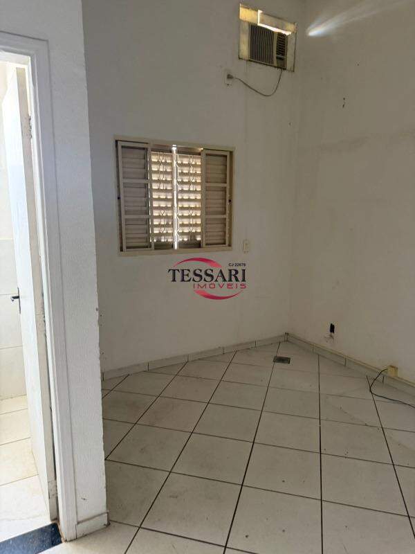Loja / Salão / Ponto Comercial para aluguel, 650m² — foto 27 de 28
