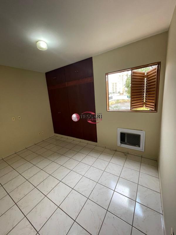 Apartamento com 2 quartos à venda, 70m² — foto 6 de 13