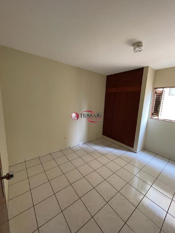 Apartamento com 2 quartos à venda, 70m² — foto 8 de 13