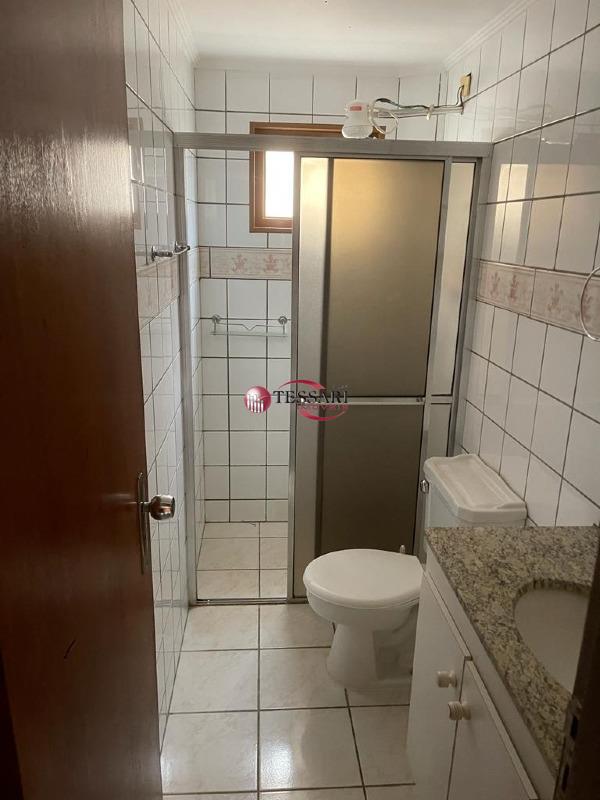 Apartamento com 2 quartos à venda, 70m² — foto 12 de 13