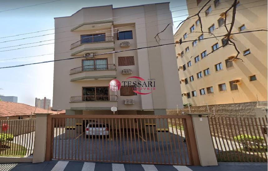 Apartamento com 2 quartos à venda, 70m² — foto 1 de 13