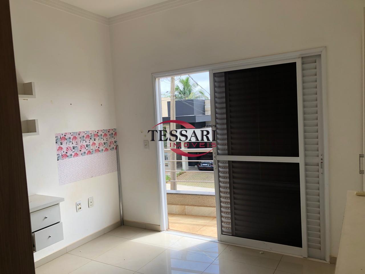 Casa de Condomínio com 4 quartos para aluguel, 300m² — foto 16 de 30