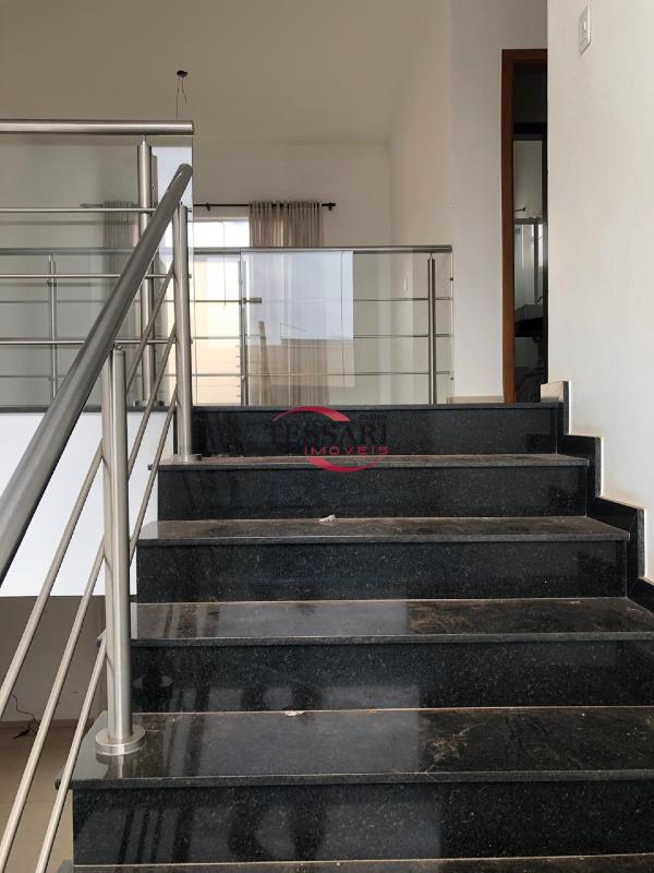 Casa de Condomínio com 4 quartos para aluguel, 300m² — foto 12 de 30