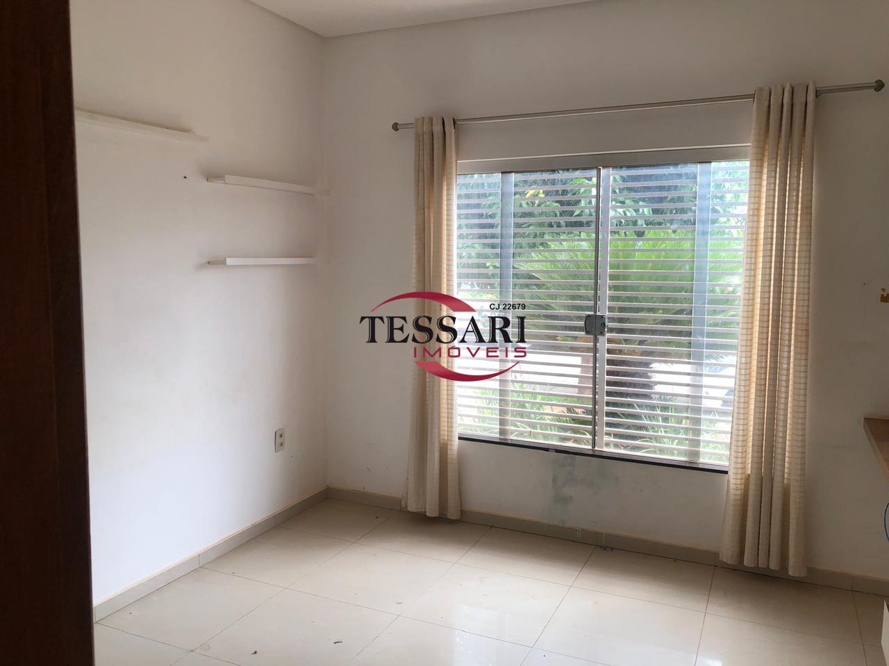 Casa de Condomínio com 4 quartos para aluguel, 300m² — foto 3 de 30