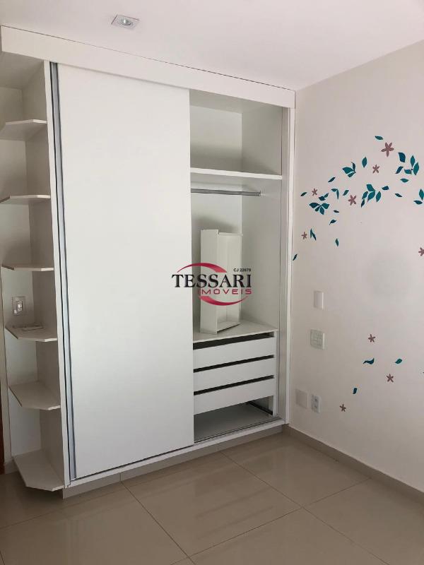 Casa de Condomínio com 3 quartos para aluguel, 200m² — foto 21 de 30