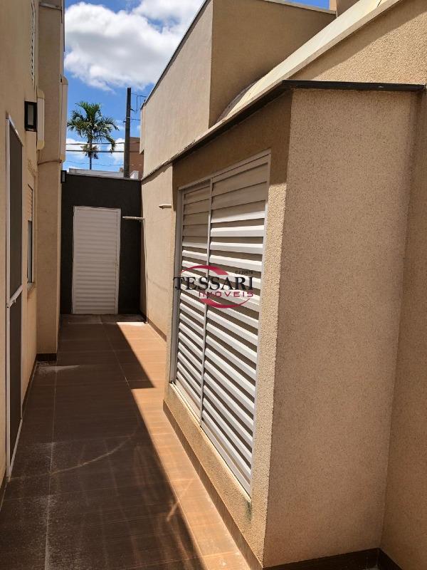 Casa de Condomínio com 3 quartos para aluguel, 200m² — foto 9 de 30
