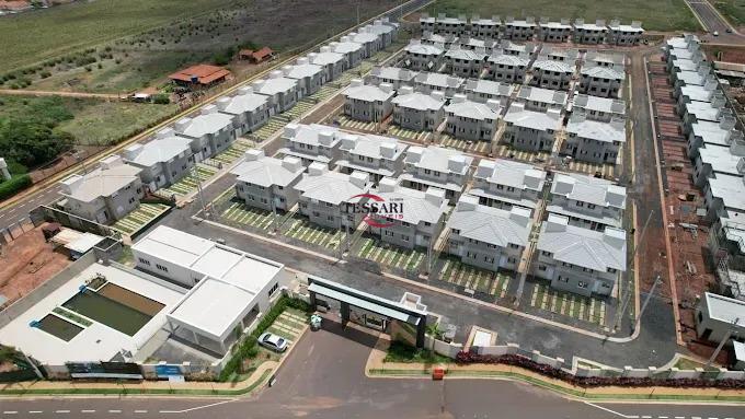 Casa de Condomínio com 3 quartos à venda, 92m² — foto 2 de 21