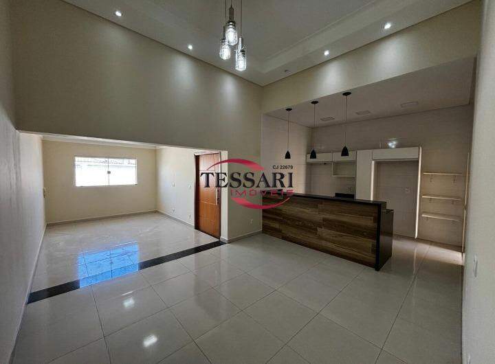 Casa com 3 quartos para aluguel, 120m² — foto 4 de 17