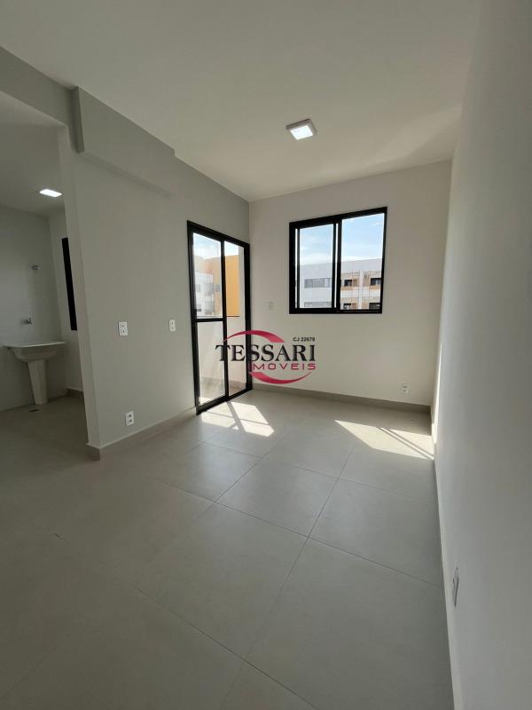 Apartamento com 2 quartos para aluguel, 51m² — foto 2 de 23