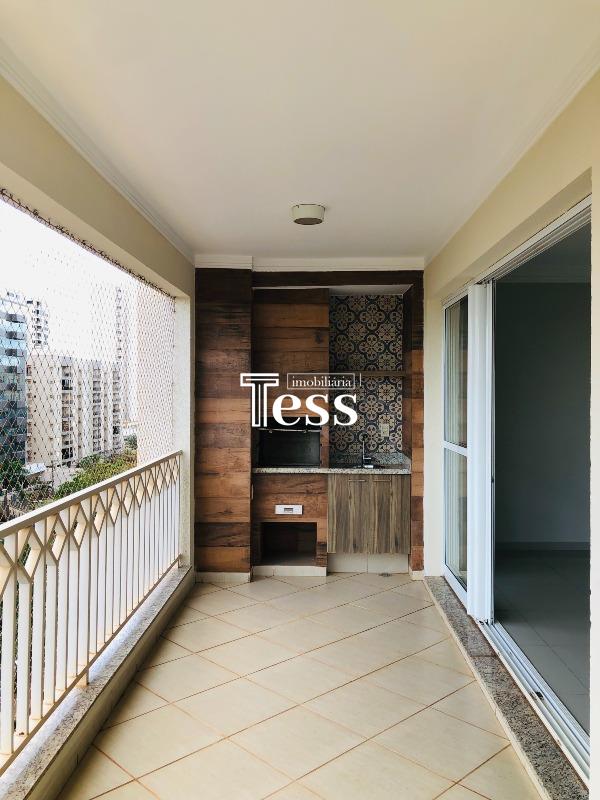 Apartamento com 3 quartos à venda, 136m² — foto 2 de 24