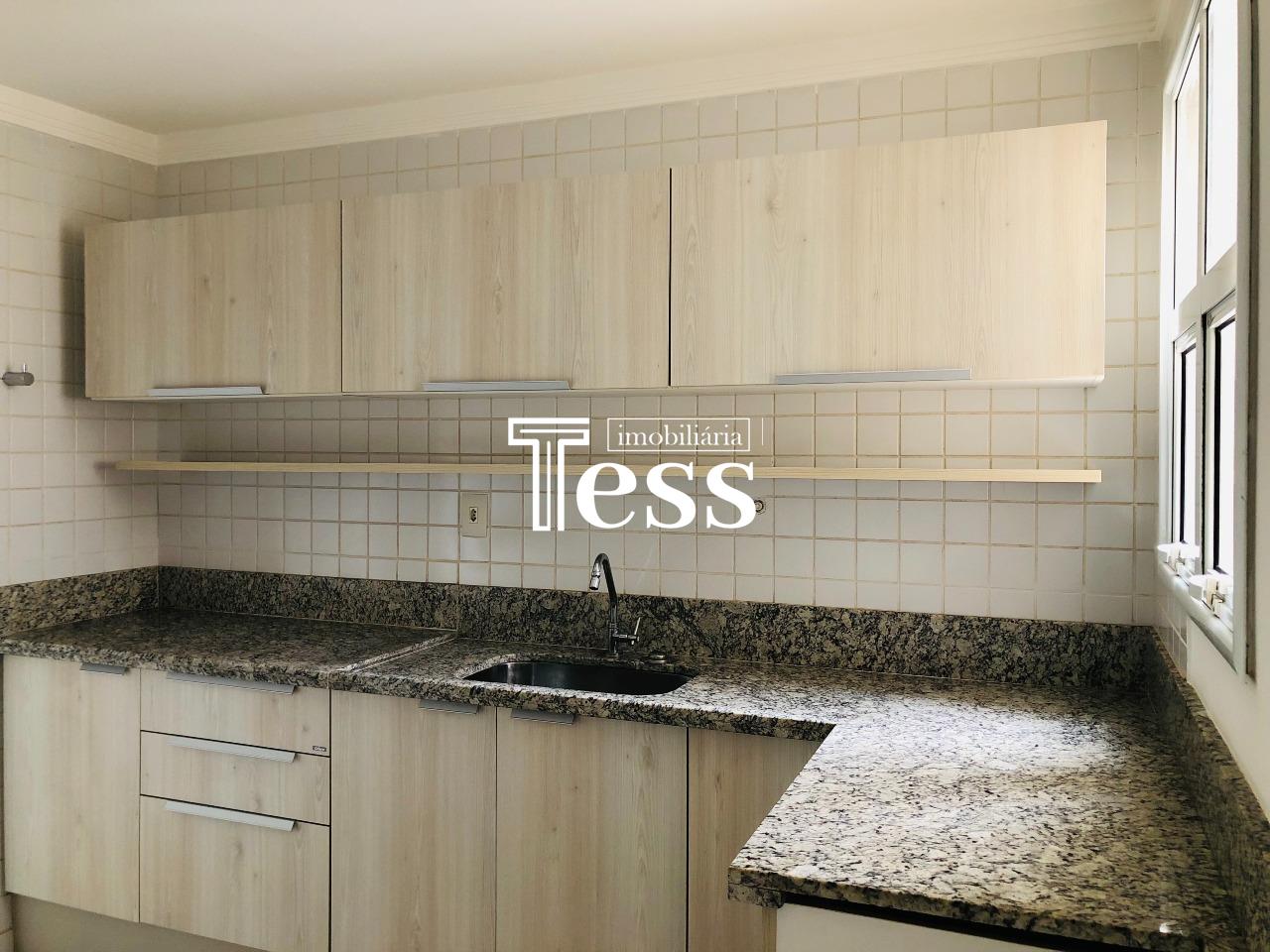 Apartamento com 3 quartos à venda, 136m² — foto 8 de 24