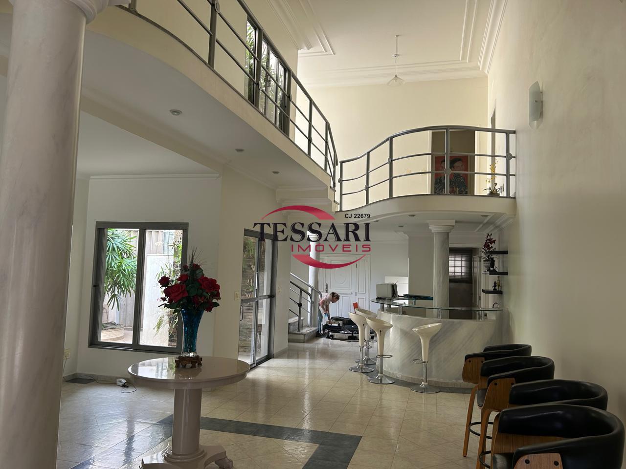 Casa com 4 quartos à venda, 530m² — foto 2 de 12