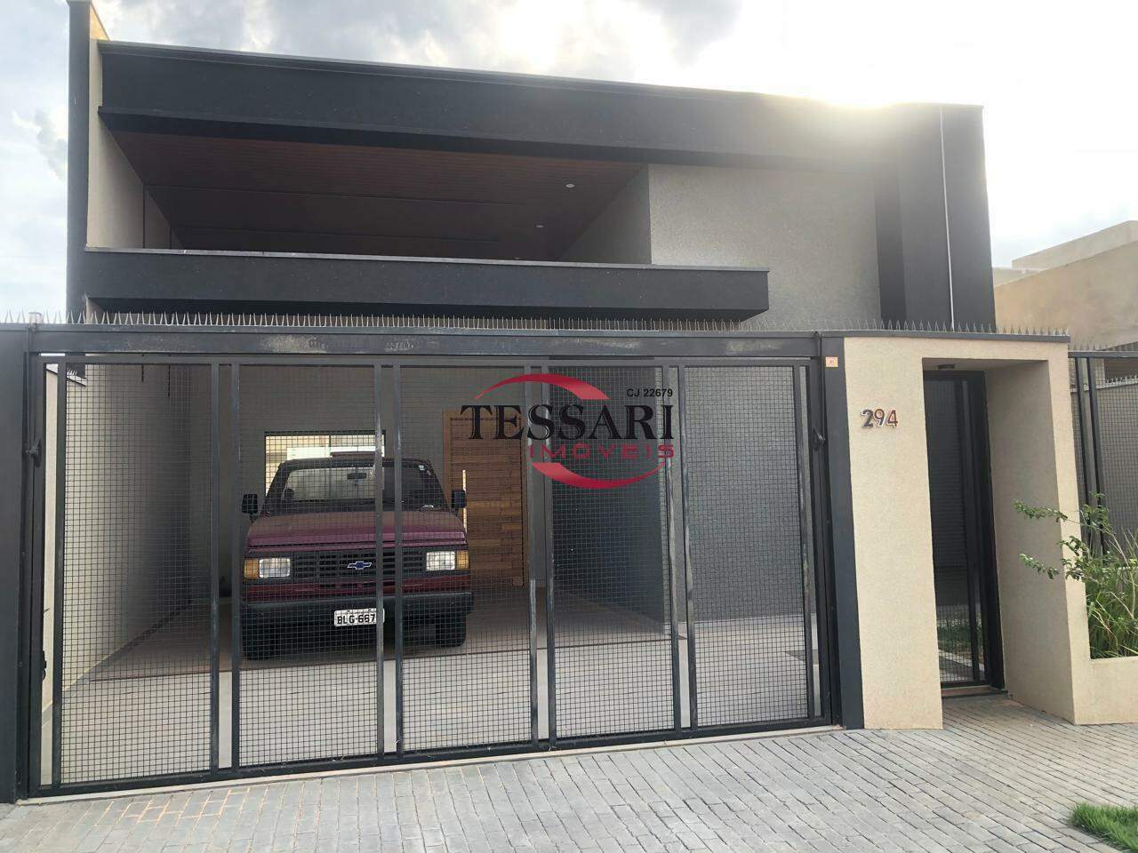 Casa com 3 quartos à venda, 120m² — foto 1 de 30